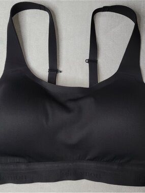 lululemon athletica Black Seamless Scoop Support Sports Bra